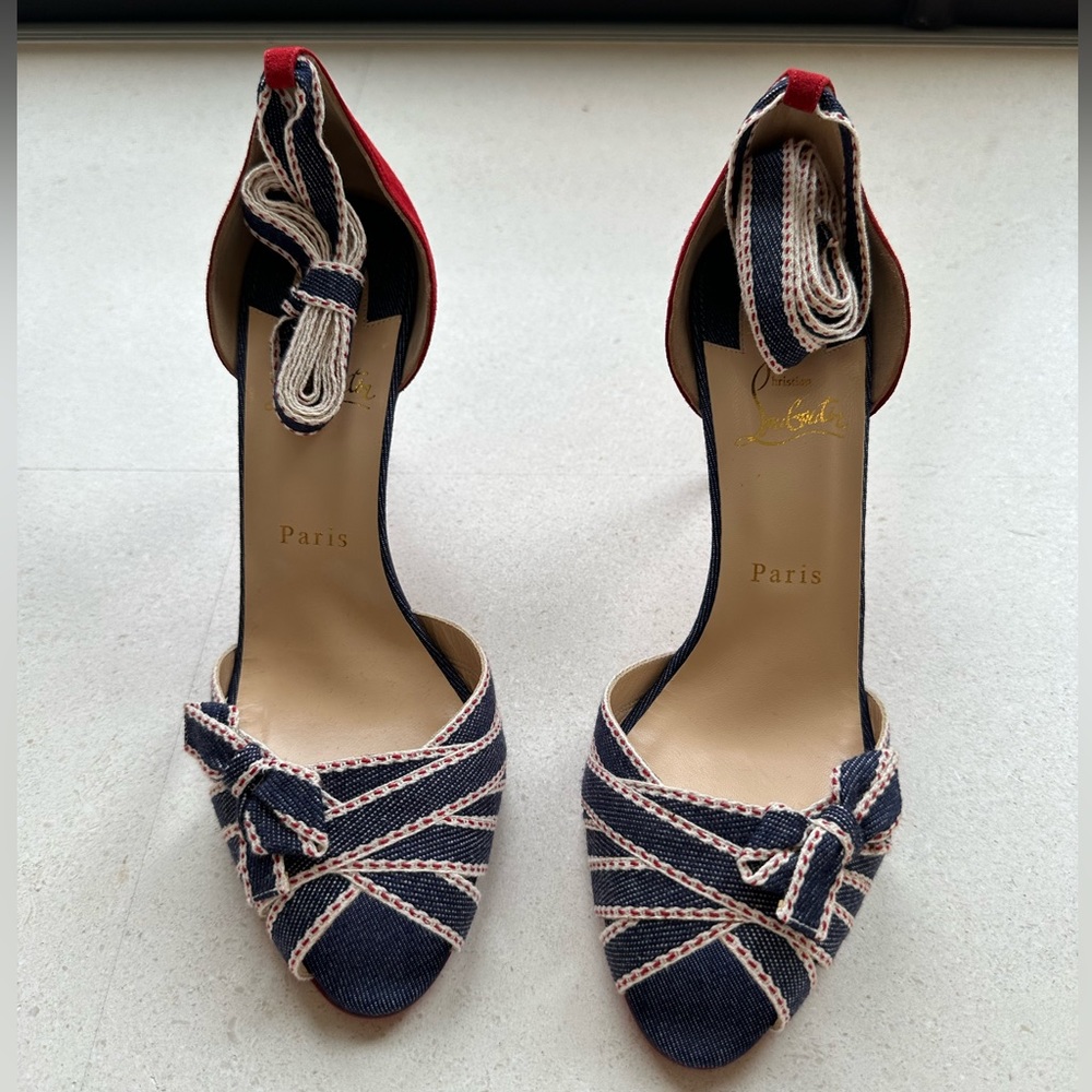 **BRAND NEW, NEVER WORN! RED BOTTOM